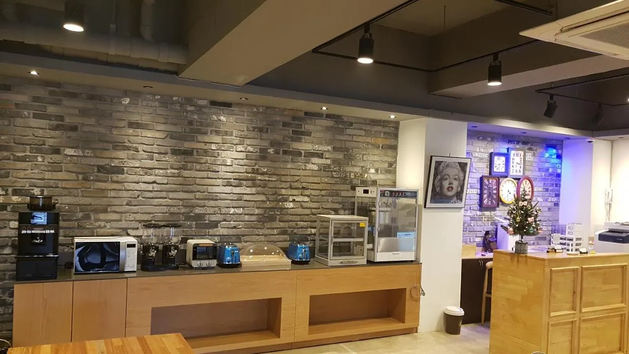 Ark Blue Hotel Busan
