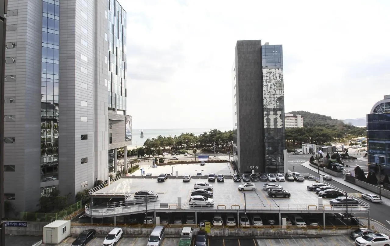 Ark Blue Hotel Busan
