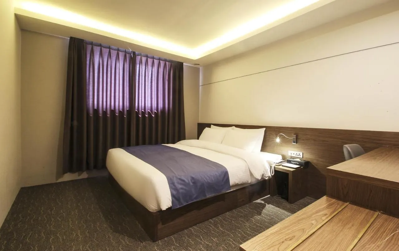 Ark Blue Hotel Busan 2*,