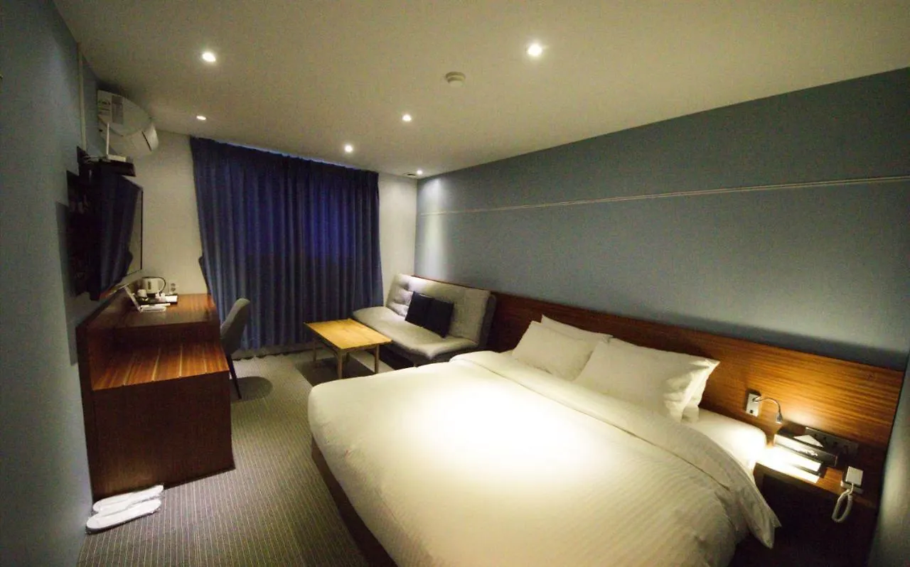 Ark Blue Hotel Busan